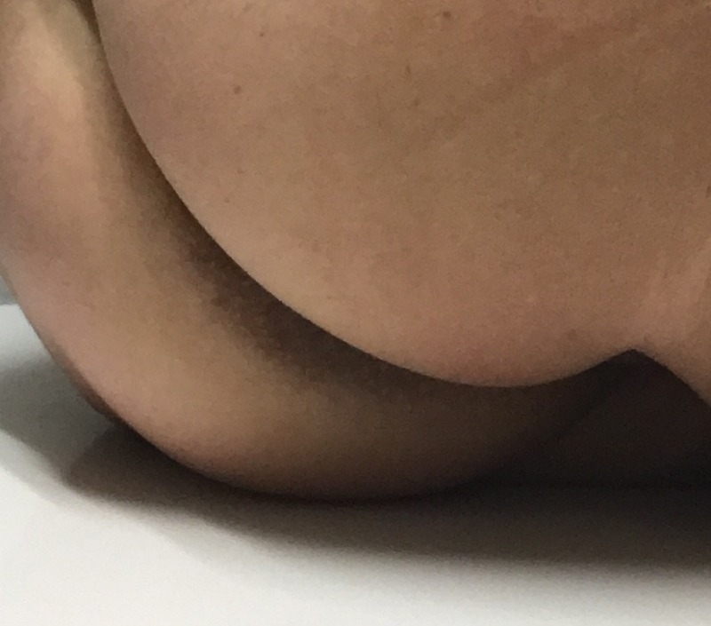 Naughty Nikki Escort